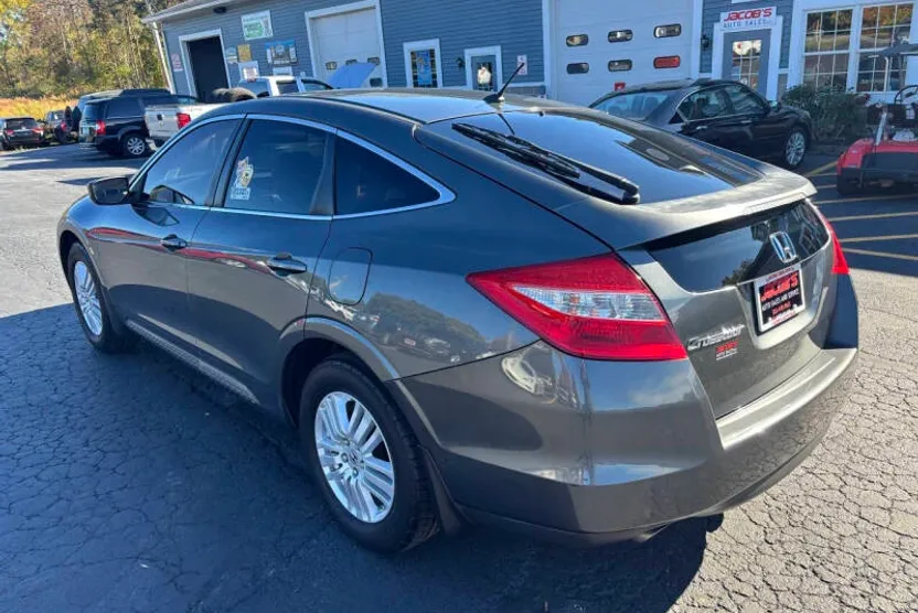2012 Honda Crosstour EX photo 1