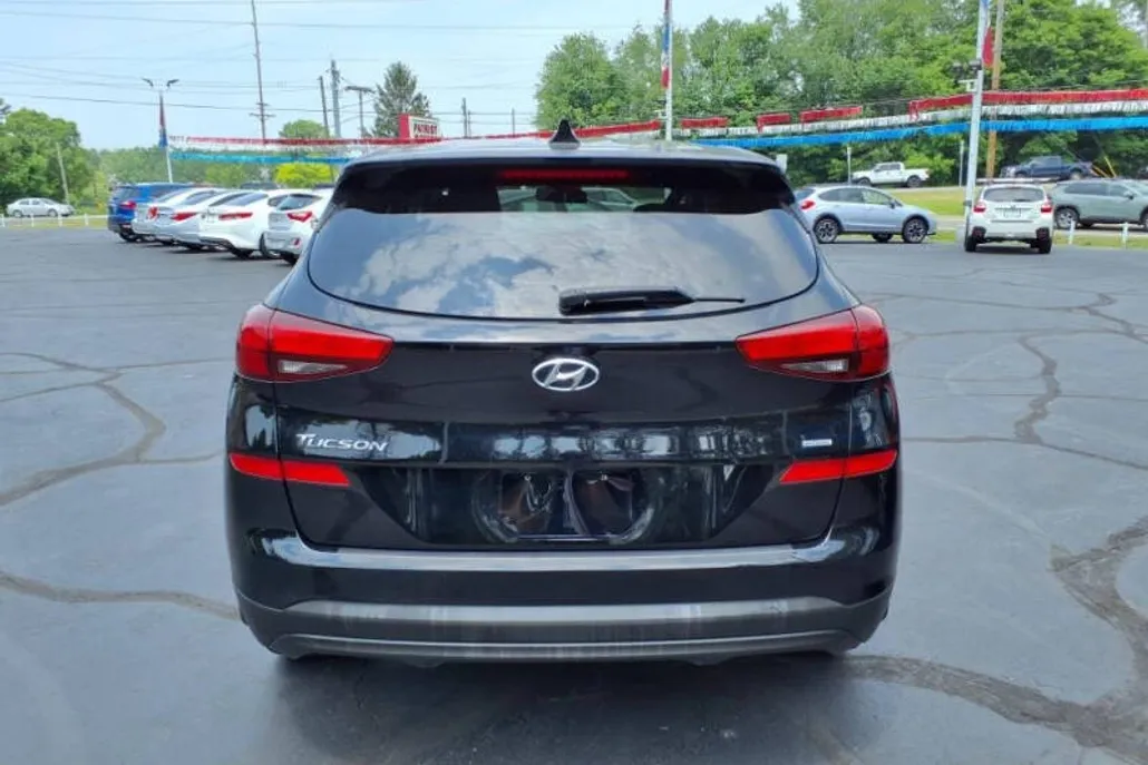 2019 Hyundai Tucson SE photo 1