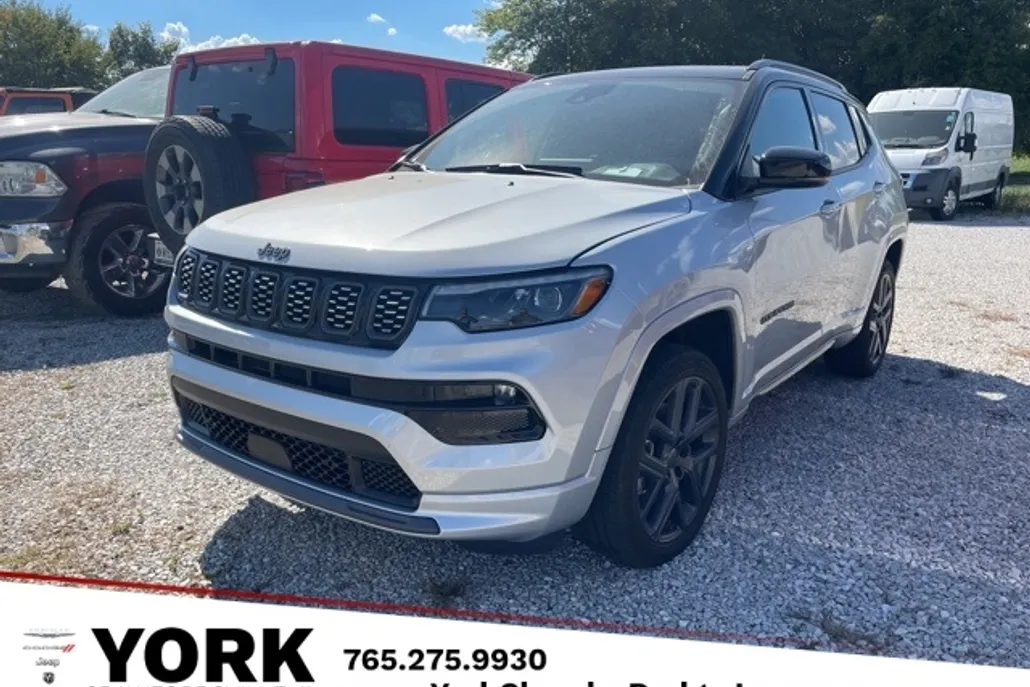 2024 Jeep Compass Limited photo 1