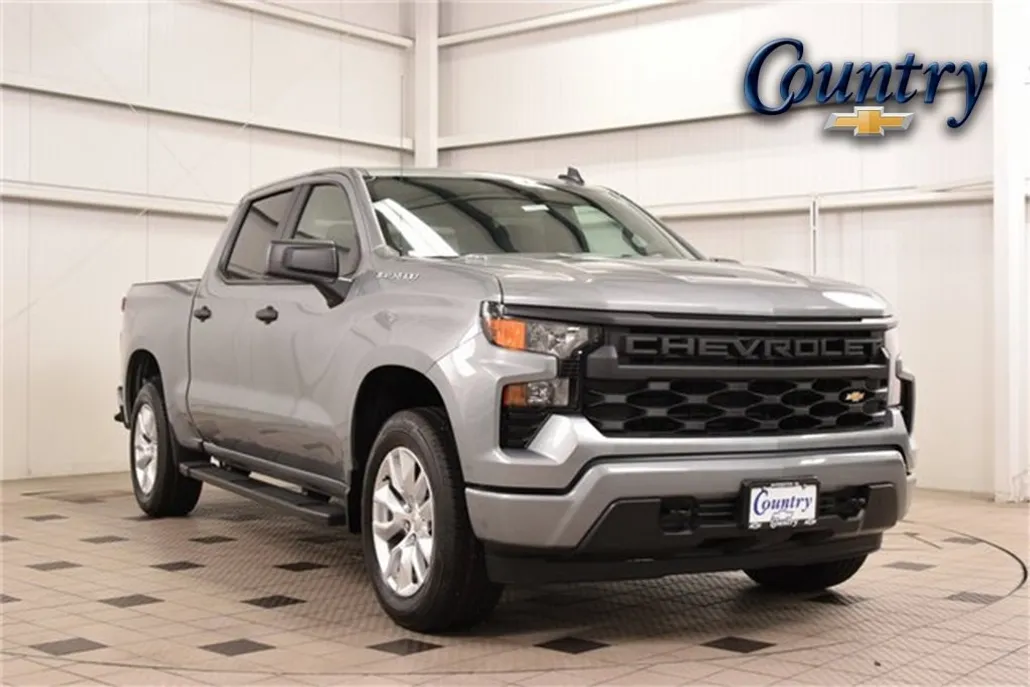 2025 Chevrolet Silverado 1500 Custom photo 1