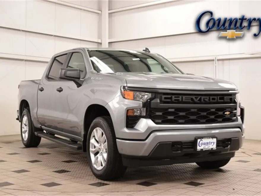 2025 Chevrolet Silverado 1500 Custom photo 1