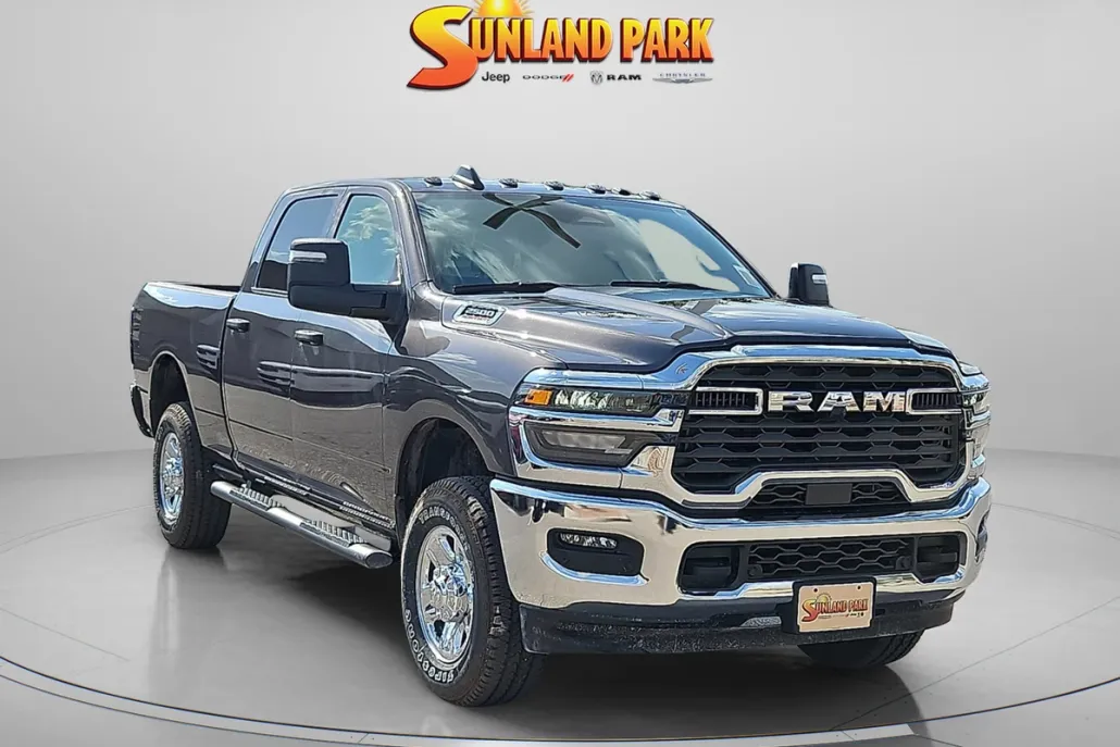 2026 Ram 2500 Tradesman photo 1