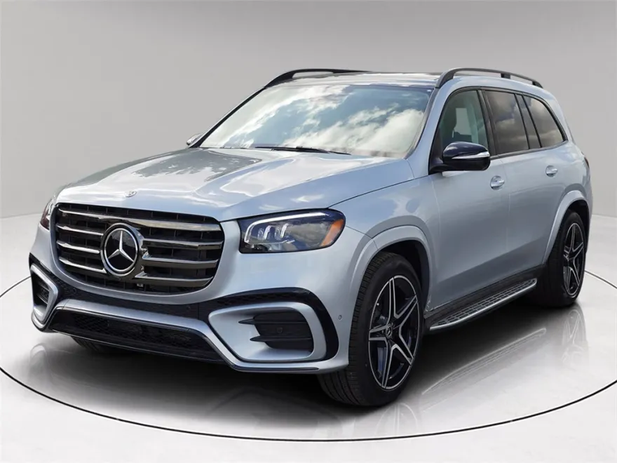 2025 Mercedes Benz GLS 450 4MATIC photo 1