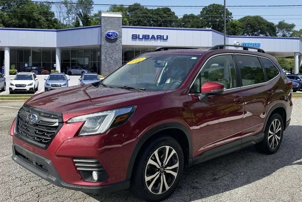 2022 Subaru Forester Limited photo 1