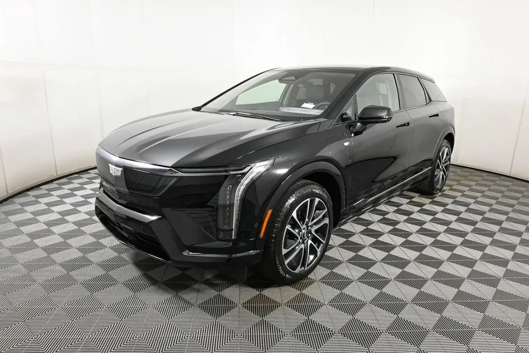 2025 Cadillac Optiq Sport photo 1