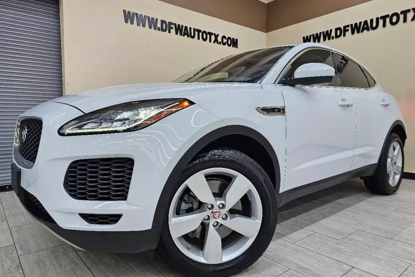 2018 Jaguar E-PACE P250 SE photo 1
