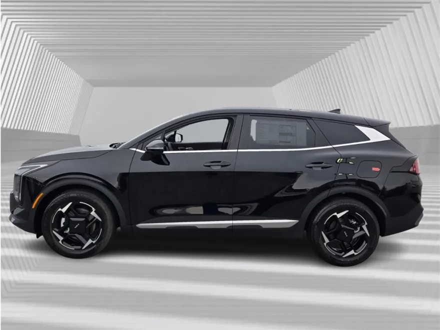 2026 Kia Sportage EX photo 1