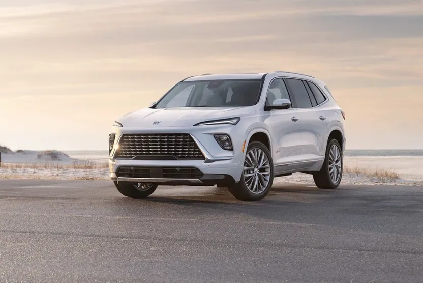 2025 Buick Enclave Sport Touring photo 1