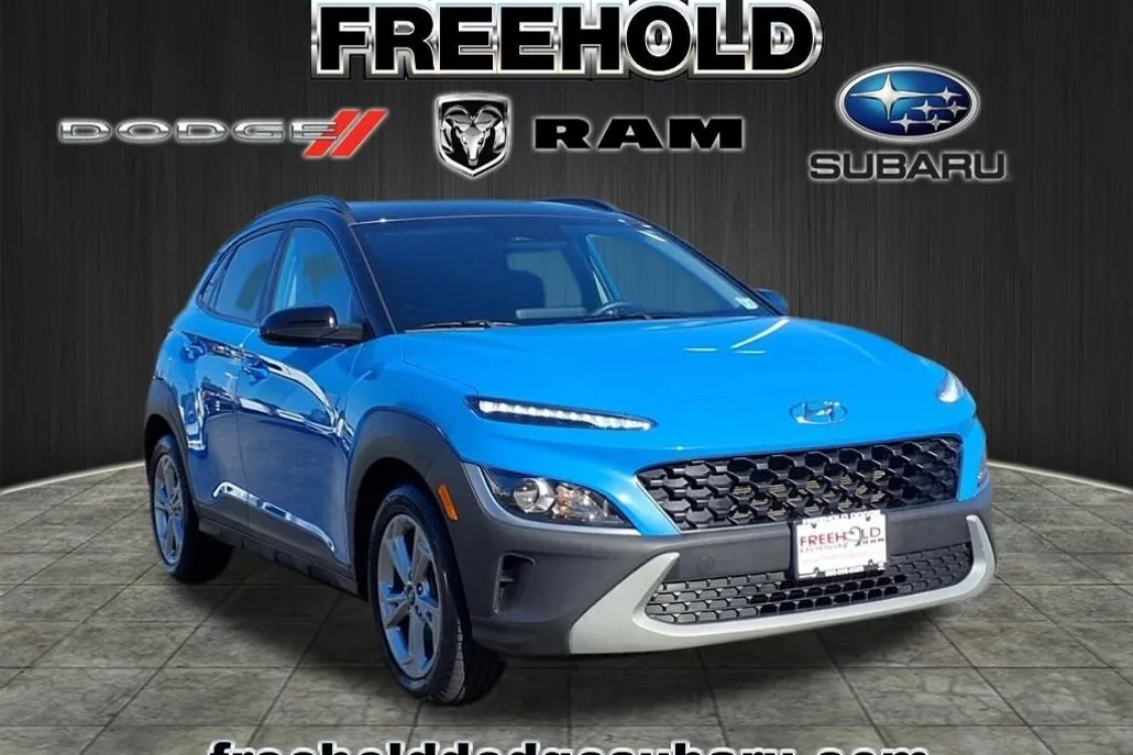 2023 Hyundai Kona SEL photo 1