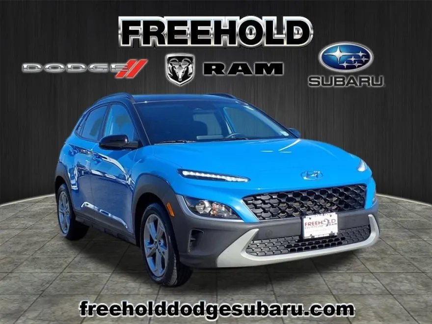 2023 Hyundai Kona SEL photo 1