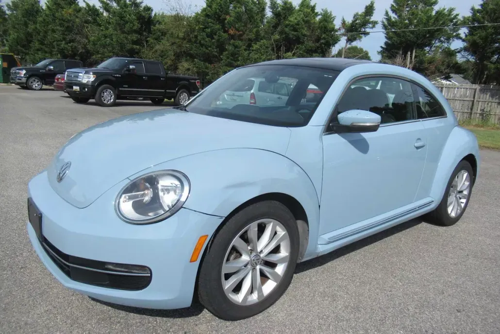 2013 Volkswagen Beetle TDI photo 1