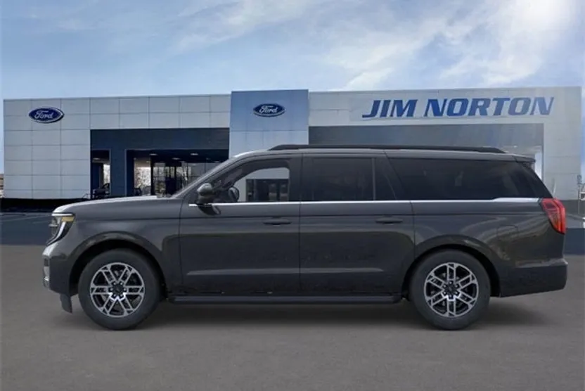 2025 Ford Expedition MAX photo 1
