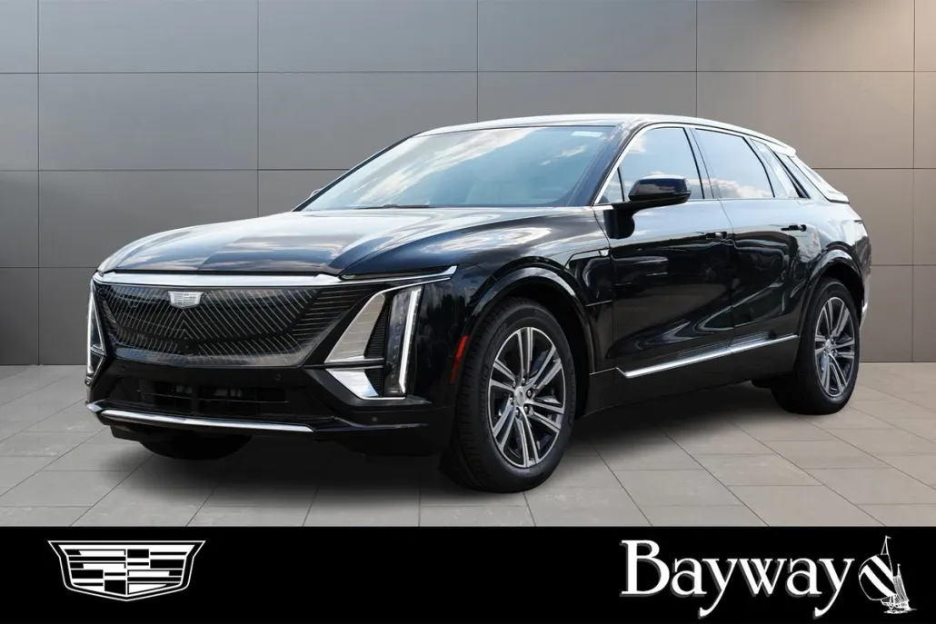 2025 Cadillac Lyriq Luxury photo 1