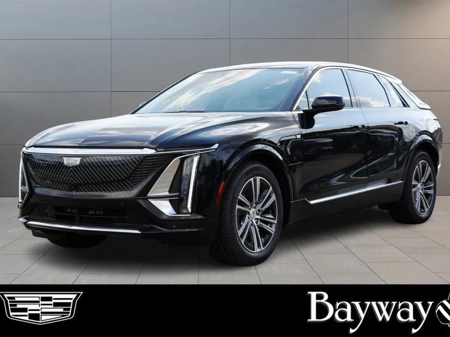 2025 Cadillac Lyriq Luxury photo 1