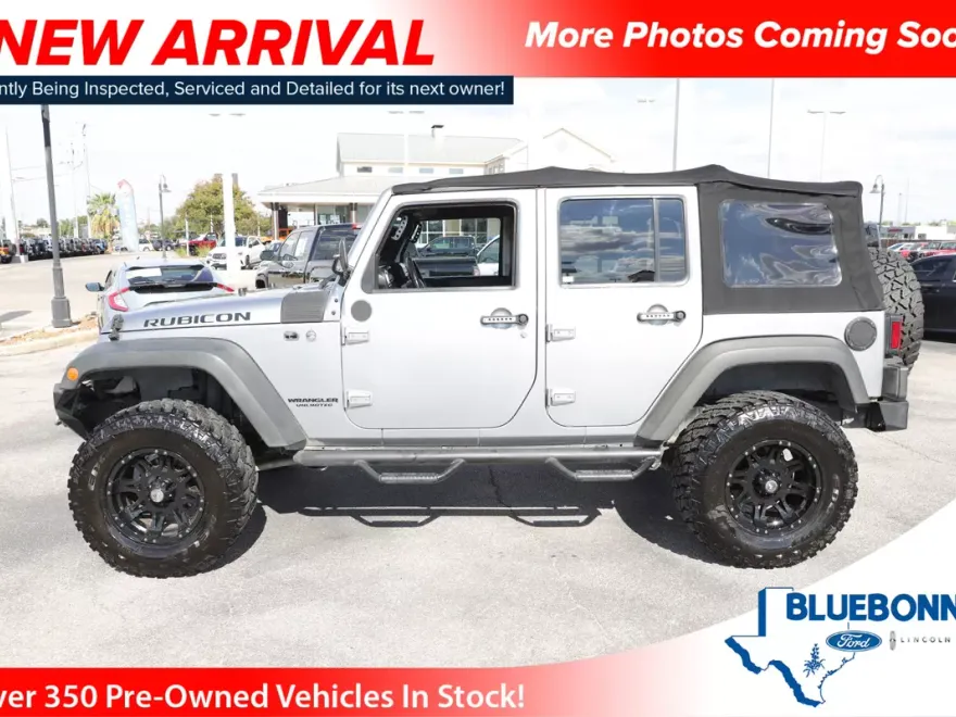 2014 Jeep Wrangler Unlimited Rubicon photo 1