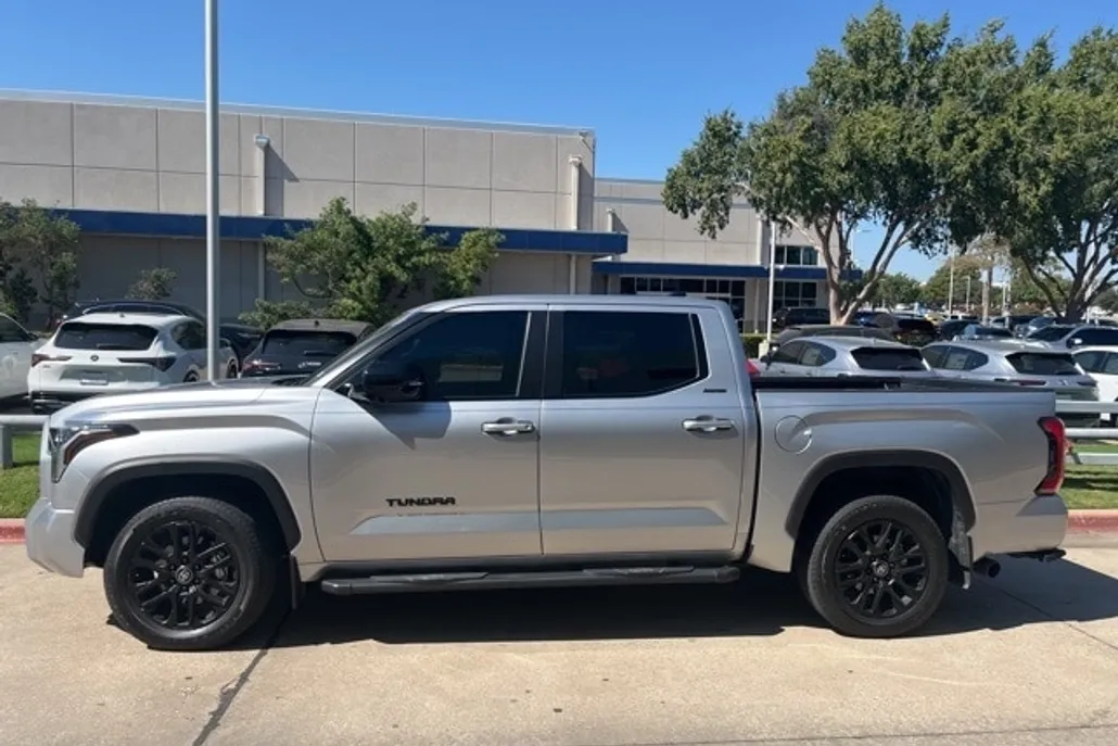 2025 Toyota Tundra Limited photo 1