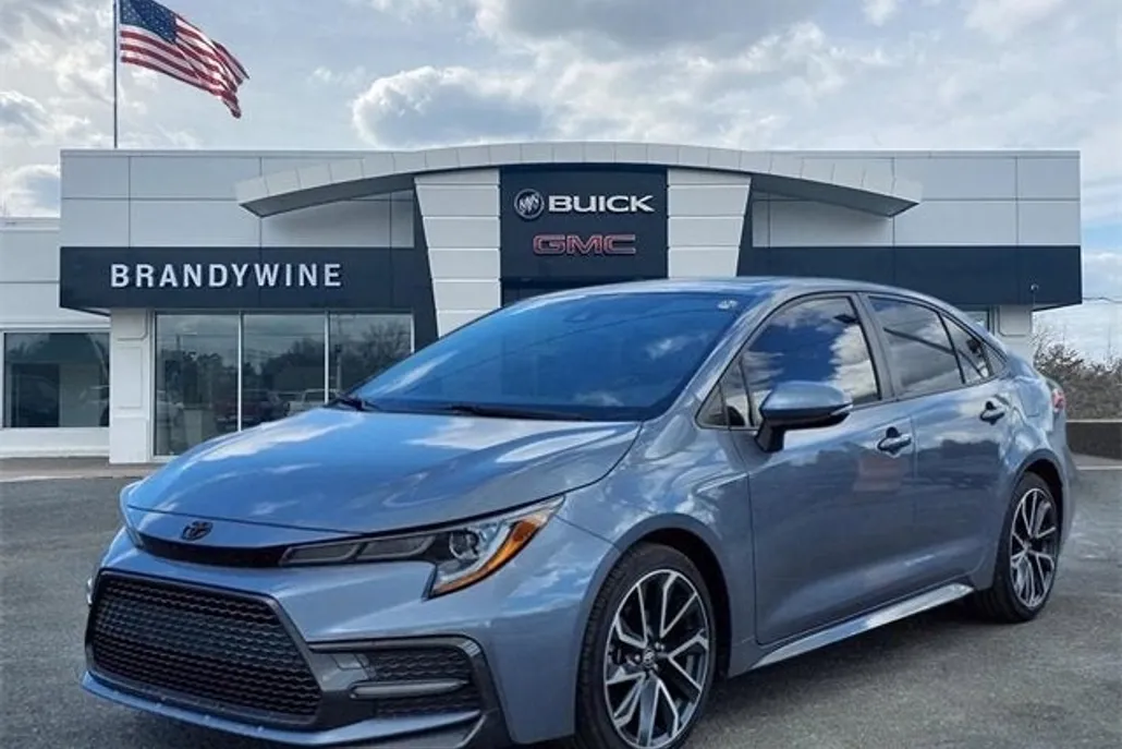 2022 Toyota Corolla SE photo 1