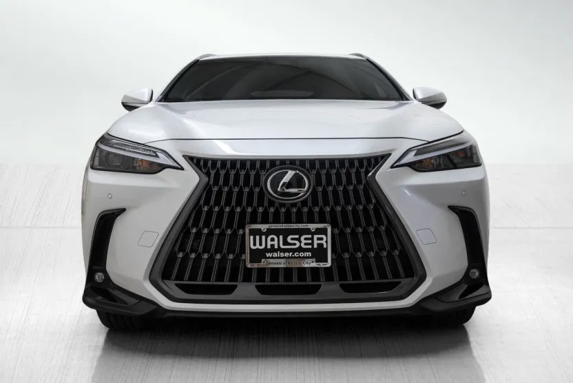 2022 Lexus NX 350h Premium AWD photo 1
