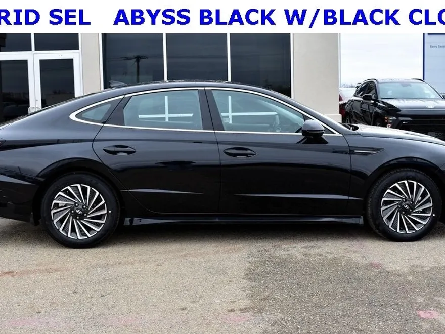 2025 Hyundai Sonata Hybrid SEL photo 1