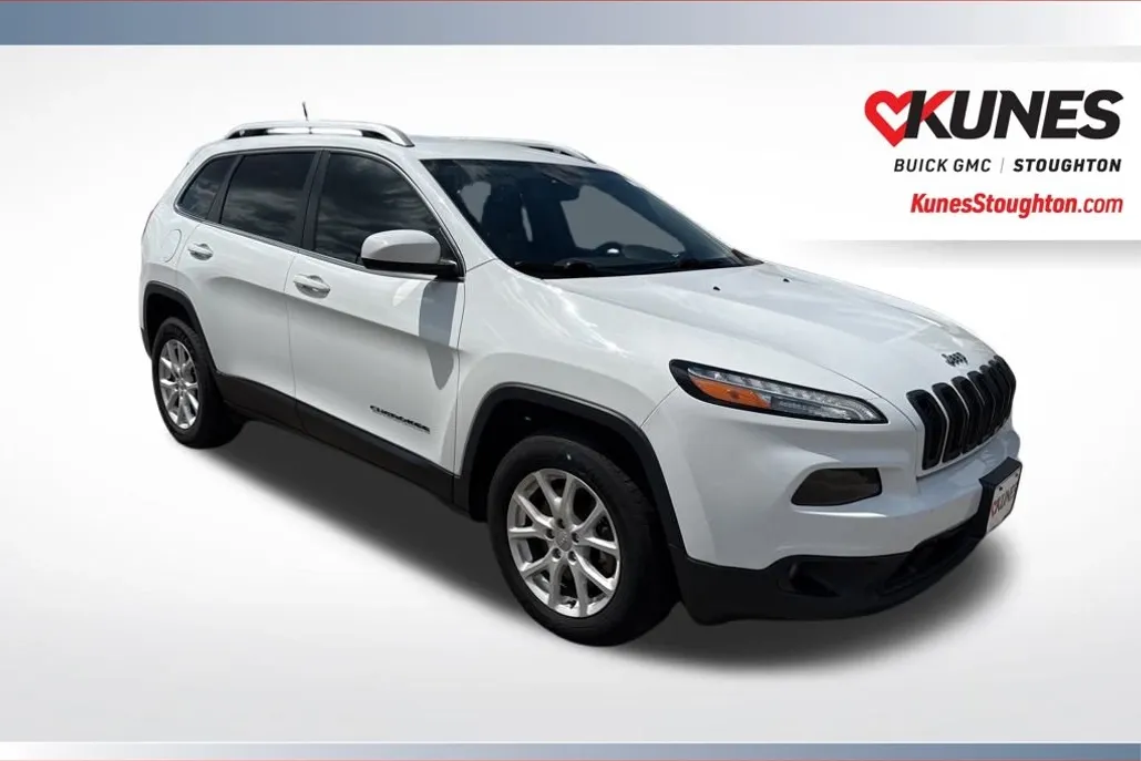 2016 Jeep Cherokee Latitude photo 1