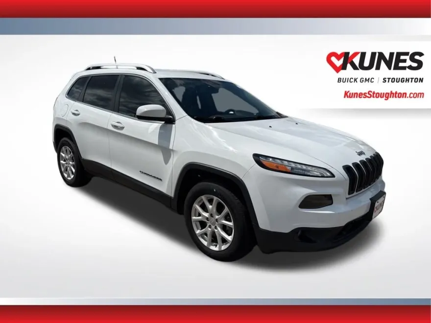 2016 Jeep Cherokee Latitude photo 1