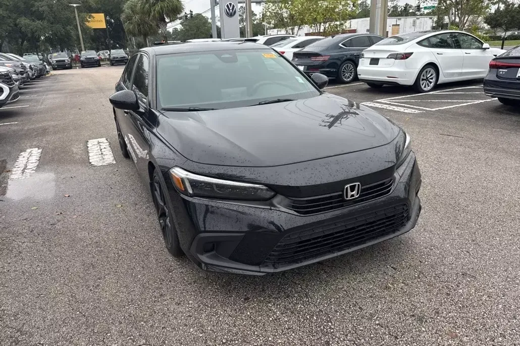 2022 Honda Civic Sport photo 1