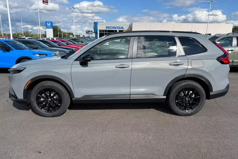 2026 Honda CR-V Hybrid Sport-L photo 1