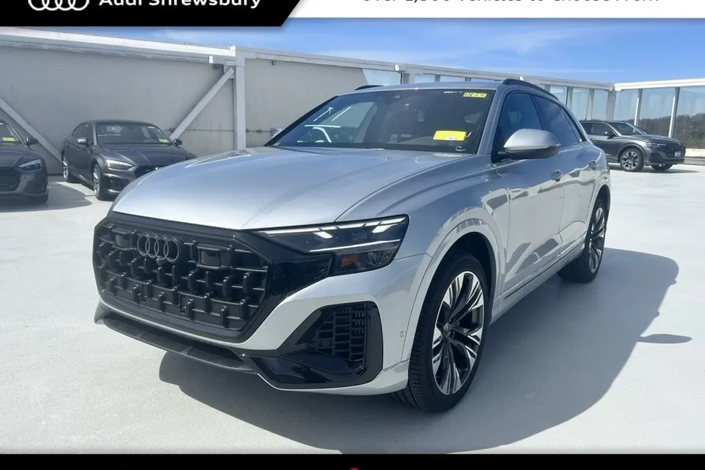 2025 Audi Q8 Premium Plus photo 1