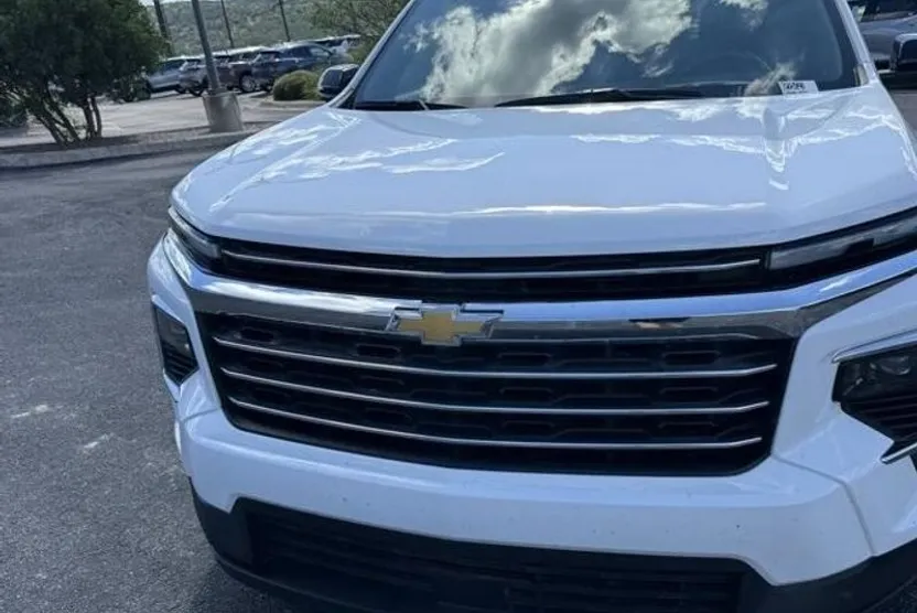 2025 Chevrolet Traverse 1LT photo 1