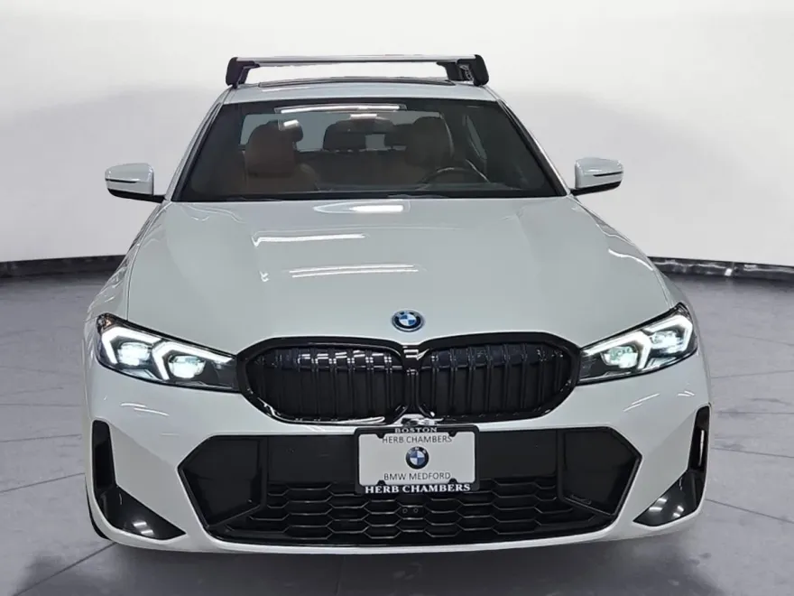 2023 Bmw 330e xDrive photo 1