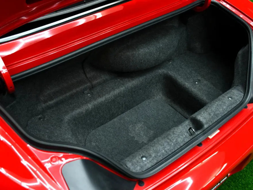 2005 Honda S2000 photo 33