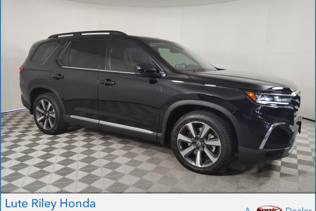 2025 Honda Pilot Elite photo 1