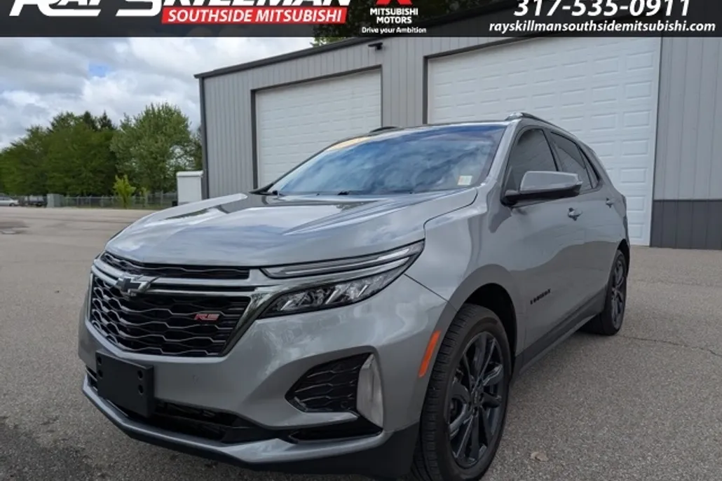 2023 Chevrolet Equinox RS photo 1