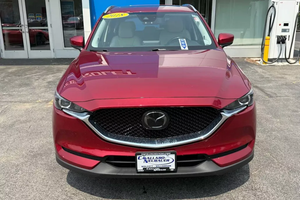 2018 Mazda CX-5 Touring photo 1