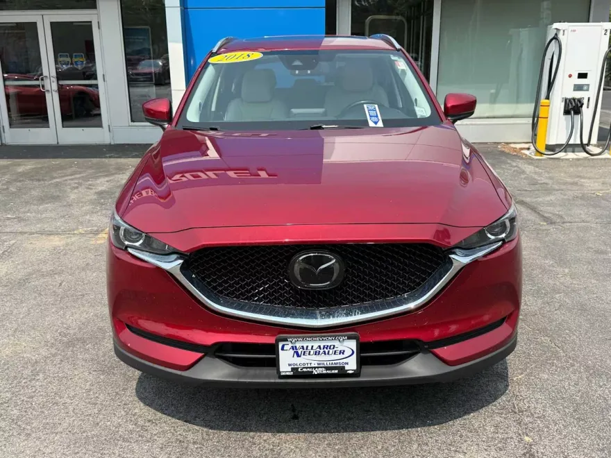 2018 Mazda CX-5 Touring photo 1