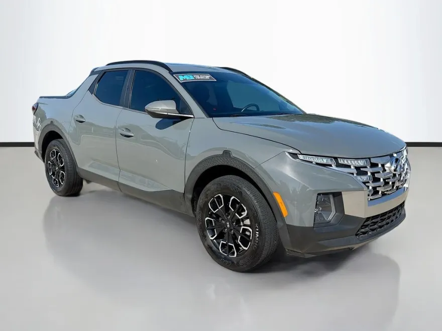 2022 Hyundai Santa Cruz SEL Premium photo 2