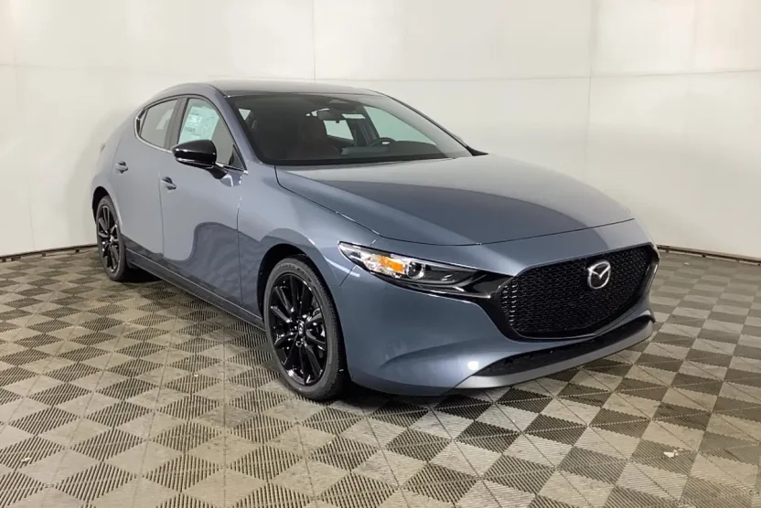 2025 Mazda Mazda3 Hatchback 2.5 s Carbon photo 1