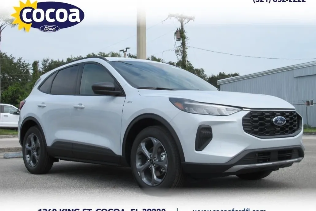 2025 Ford Escape ST-Line photo 1