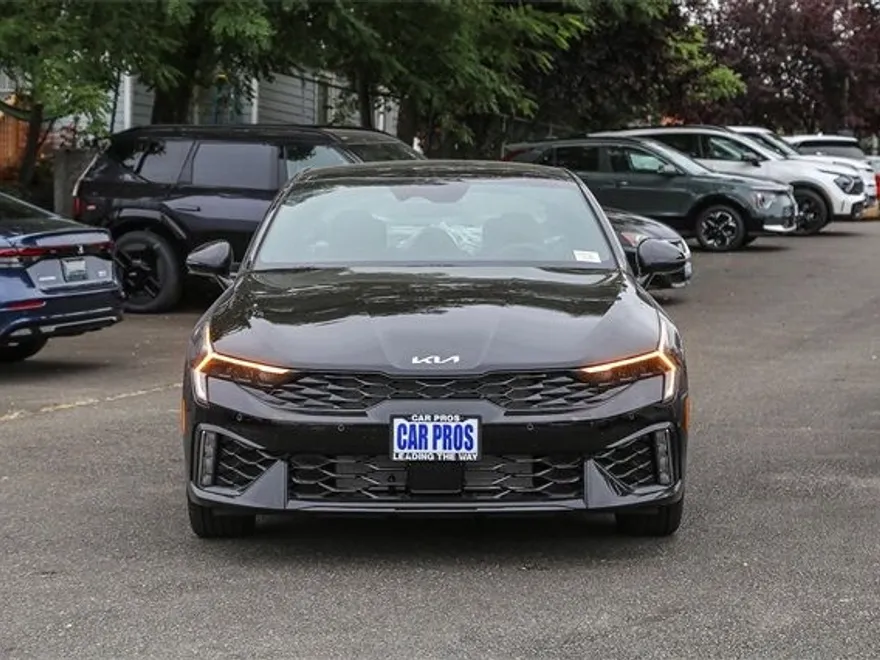 2026 Kia K5 GT-Line photo 1