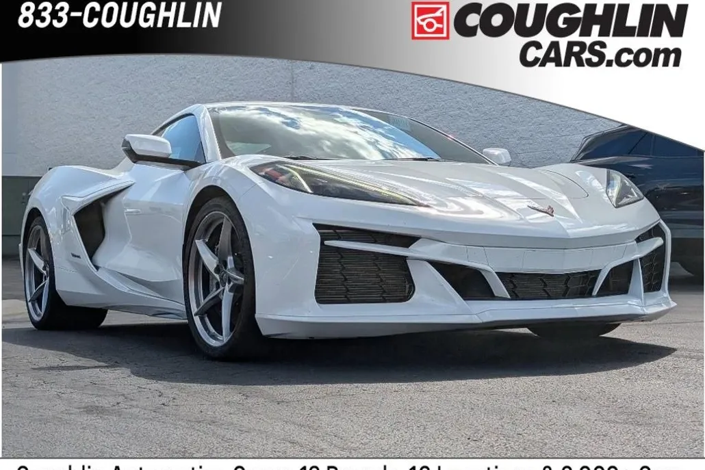2025 Chevrolet Corvette E-Ray 1LZ photo 1