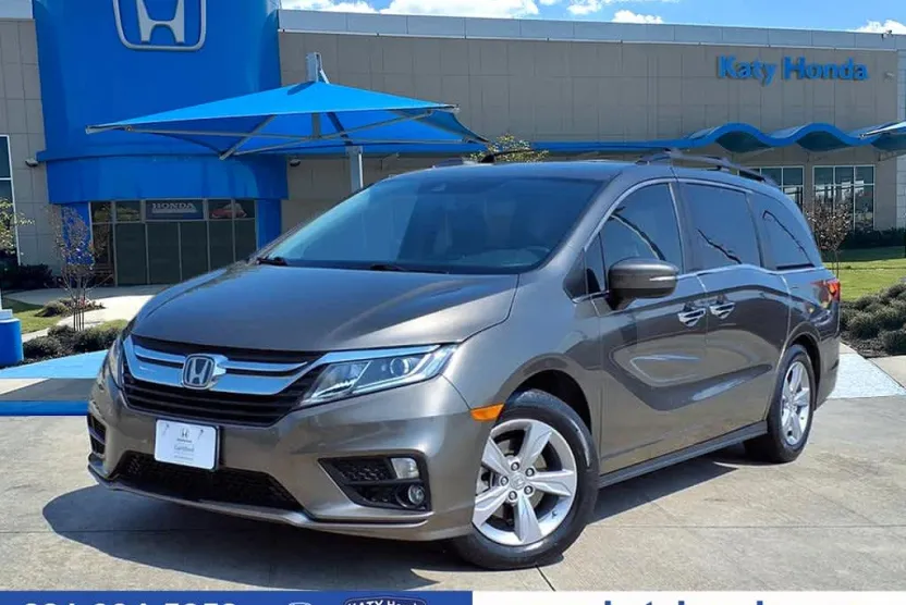 2018 Honda Odyssey photo 1