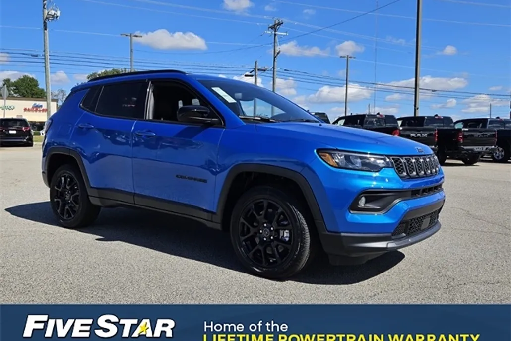 2026 Jeep Compass Latitude photo 1