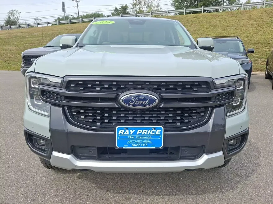2024 Ford Ranger Lariat photo 1