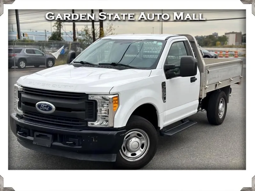 2017 Ford F-250 XL photo 1