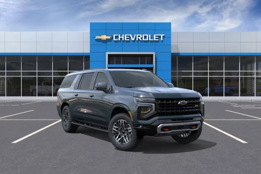 2025 Chevrolet Suburban Z71 photo 1