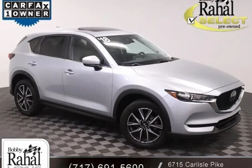 2018 Mazda CX-5 Touring photo 1