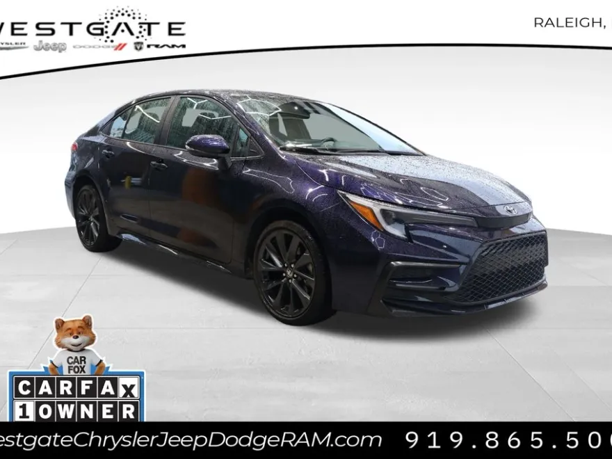 2024 Toyota Corolla SE photo 1