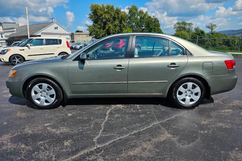 2008 Hyundai Sonata GLS photo 1