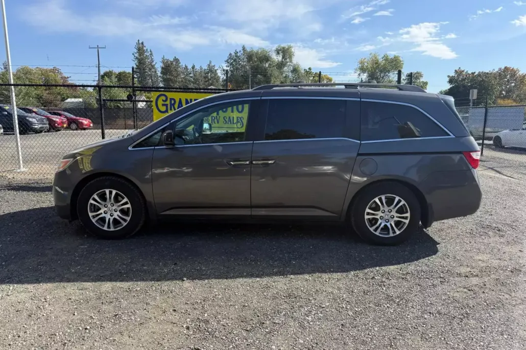 2012 Honda Odyssey EX-L photo 1