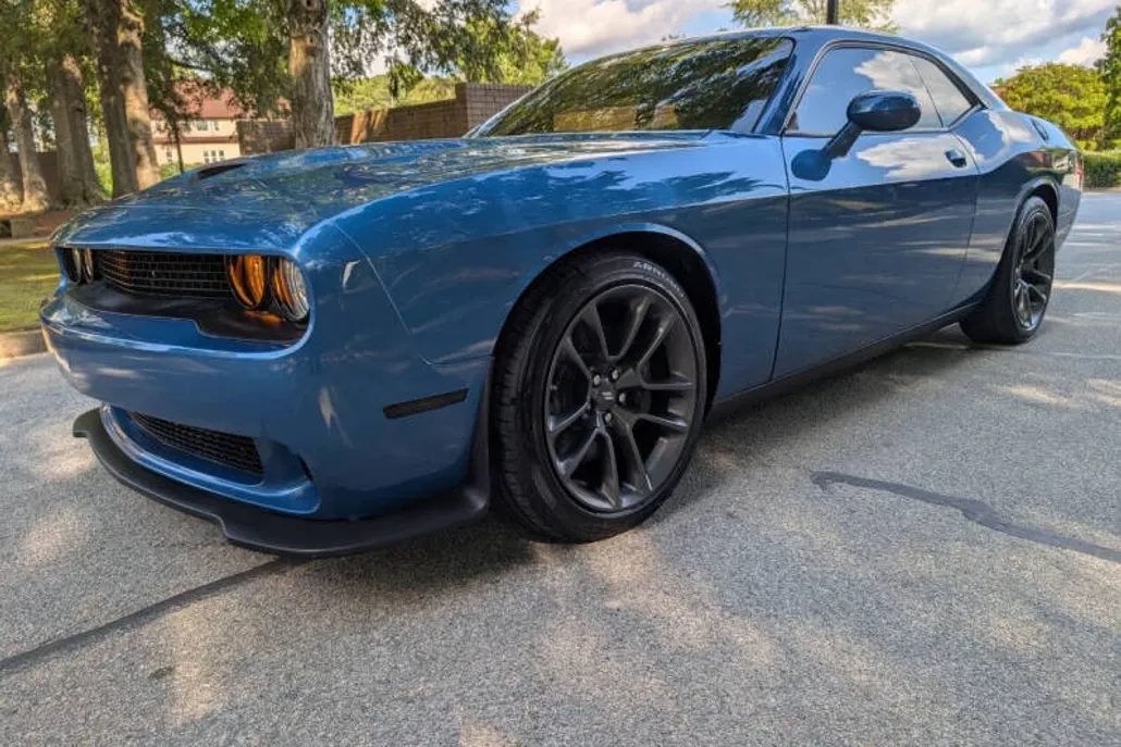 2022 Dodge Challenger R/T Scat Pack photo 1